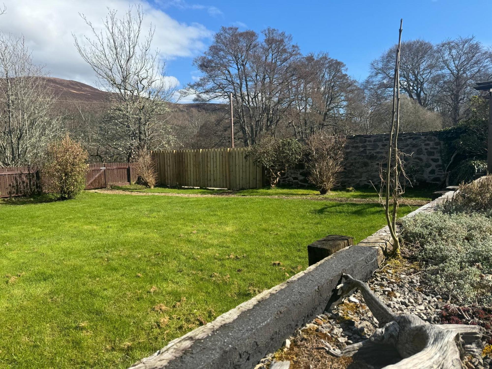Rosemount Cottage Two - Highland Cottage Garve Exterior foto